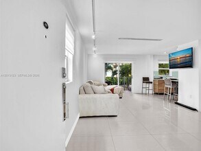 750 Michigan Ave in Miami Beach, FL - Foto de edificio - Building Photo