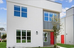 13588 Ella Blvd in Houston, TX - Building Photo