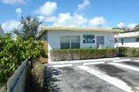 DAK Apartments in Lake Worth, FL - Foto de edificio - Building Photo