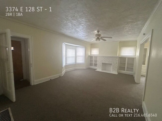 3374 E 128th St-Unit -1 in Cleveland, OH - Foto de edificio - Building Photo