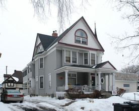 2306 Colfax Ave S in Minneapolis, MN - Building Photo - Building Photo