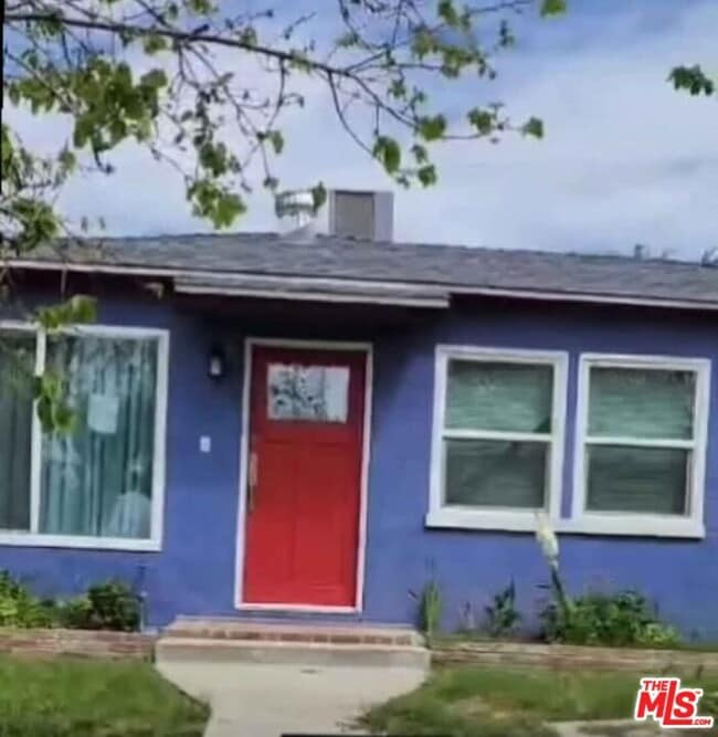 property at 1320 Crawford St