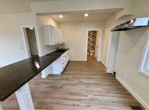 107 N Main St-Unit -107A in Canandaigua, NY - Building Photo - Building Photo