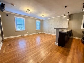 5612 Beacon St in Pittsburgh, PA - Building Photo - Building Photo