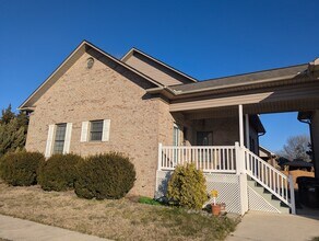 3931 Wood Ave in Archdale, NC - Building Photo - Building Photo