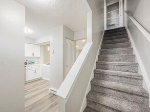 Yorktowne Pointe Townhomes in York, PA - Foto de edificio - Building Photo