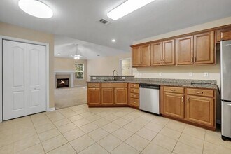 7785 Briarcreek Rd N in Tallahassee, FL - Building Photo - Building Photo