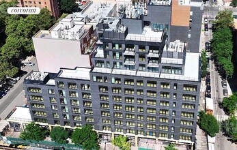 1516 Park Ave in New York, NY - Building Photo - Building Photo