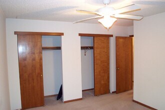 7011 W O'Neil St in Wichita, KS - Building Photo - Building Photo