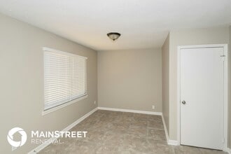 5908 Elizabeth Dr in Trussville, AL - Foto de edificio - Building Photo