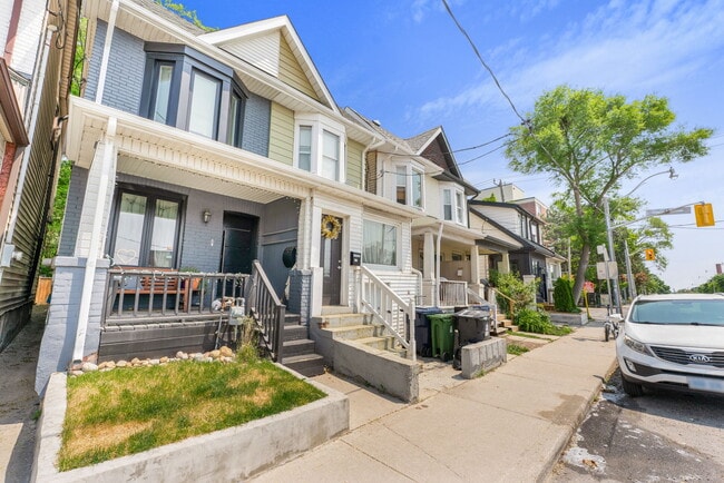 property at 513 Greenwood Ave