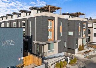 2625 W 25th Ave in Denver, CO - Building Photo - Building Photo