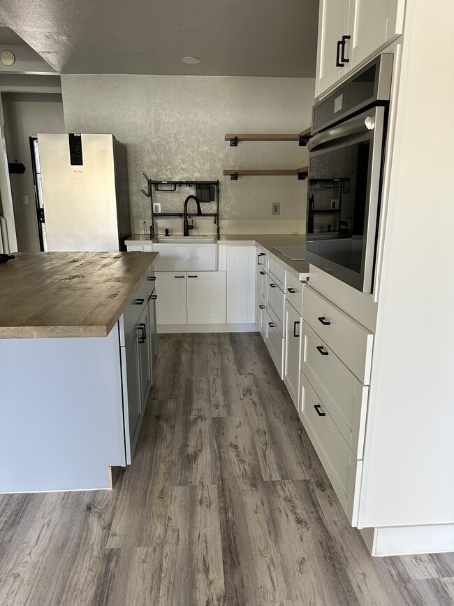 property at 95-188-188 Kipapa Dr