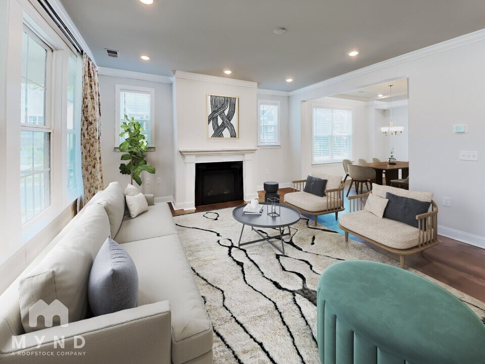 8451 Seawell School Rd in Chapel Hill, NC - Foto de edificio