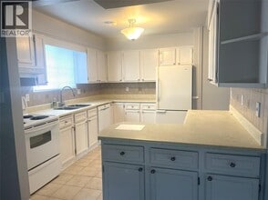 1239 Norfolk Ave in Sarnia, ON - Building Photo - Building Photo