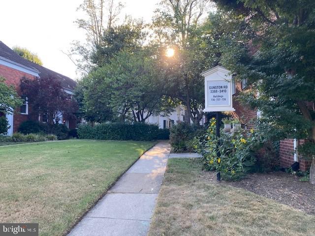 3372 Gunston Rd in Alexandria, VA - Building Photo - Building Photo