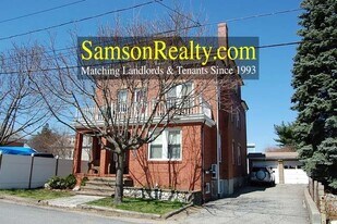 99 Sedan St in Providence, RI - Building Photo
