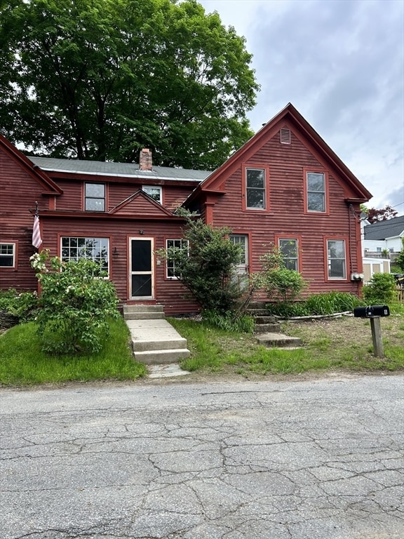 property at 9 Foster St