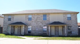 4503 Alan Kent Dr, Unit Unit D in Killeen, TX - Building Photo