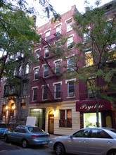 433 E 9th St in New York, NY - Foto de edificio - Building Photo