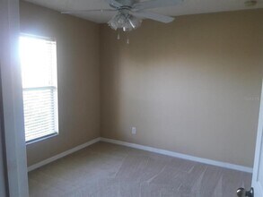 5401 Caramella Dr in Orlando, FL - Foto de edificio - Building Photo