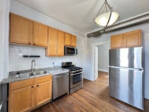 2609 W Thomas St, Unit K01J in Chicago, IL - Foto de edificio - Building Photo