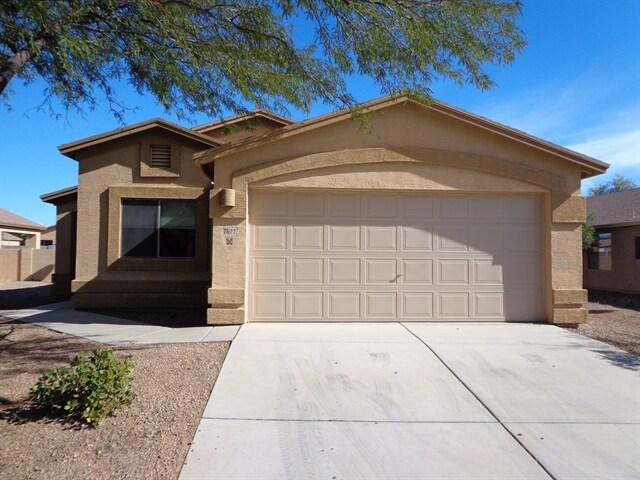 property at 7577 S Carlisle Ave