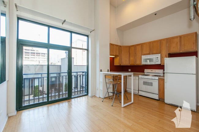 400 W Ontario St, Unit 708 B in Chicago, IL - Building Photo - Building Photo