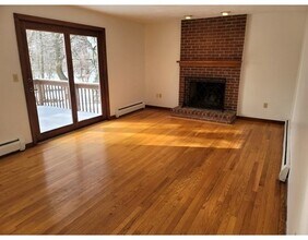 23 Tattan Farm Rd in Worcester, MA - Building Photo - Building Photo