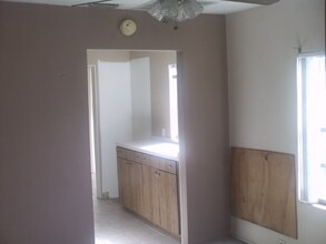 1328 Illinois Ave in Palm Harbor, FL - Building Photo - Building Photo