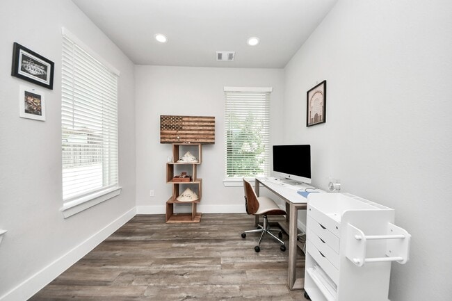 1743 Cove Cres Ct in Houston, TX - Building Photo - Building Photo