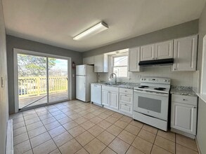 67-69-69 Maple Ave in Keansburg, NJ - Building Photo - Building Photo