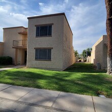 2150 E Ellis Dr in Tempe, AZ - Building Photo - Building Photo
