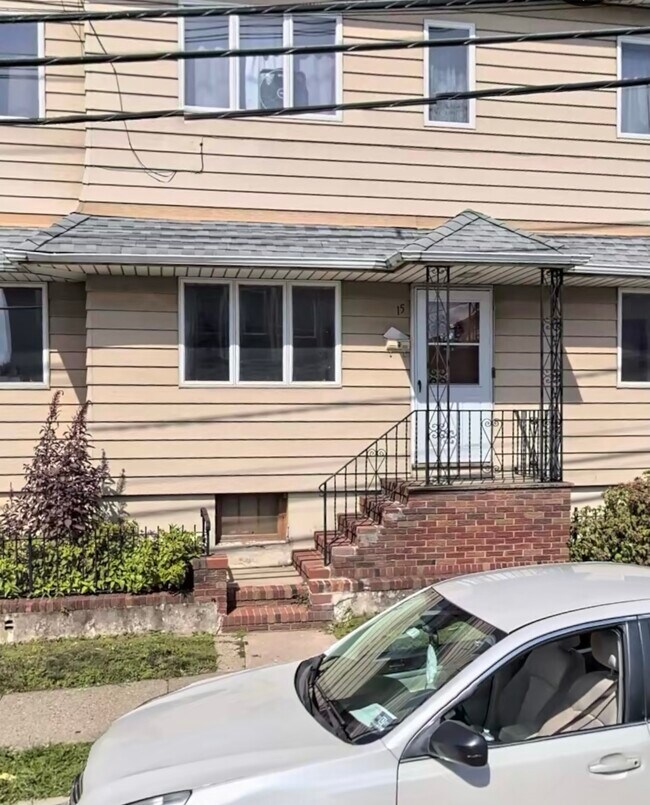 15 Alden St Rentals in Wallington, NJ
