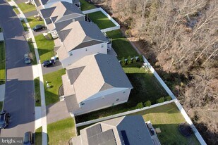 65 Westmont Dr in Medford, NJ - Building Photo