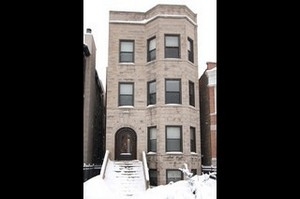 2647 W Logan Blvd in Chicago, IL - Building Photo