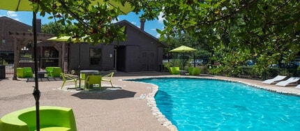 1038 Rosemont St in Austin, TX - Building Photo - Building Photo