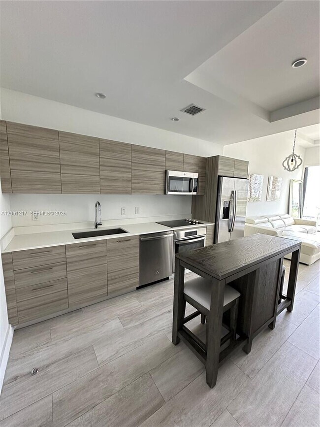 property at 121 NE 34th St