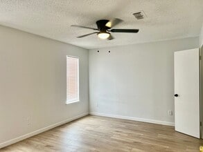 2501 Haynes Ave in Midland, TX - Building Photo - Building Photo