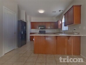 715 N Redwood Ln in Buckeye, AZ - Building Photo - Building Photo