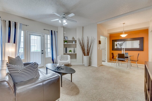 Hohokam Villas in Chandler, AZ - Foto de edificio - Interior Photo