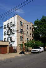 1755 Taylor Ave in Bronx, NY - Building Photo - Building Photo