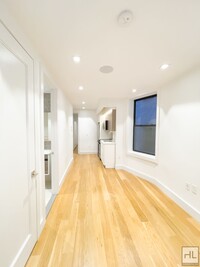 223 E 96th St in New York, NY - Building Photo - Building Photo