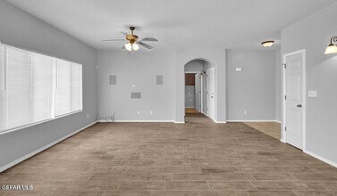 6825 Steffers Ln in El Paso, TX - Building Photo - Building Photo