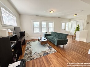 200 Parker Hill Ave, Unit 4 in Boston, MA - Building Photo - Building Photo