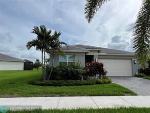 11711 SW River Crossing Pl in Port St. Lucie, FL - Building Photo - Building Photo