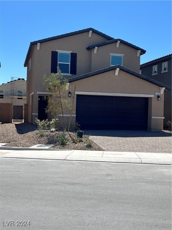 5704 Serene Rock St in North Las Vegas, NV - Foto de edificio - Building Photo