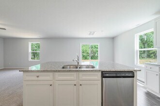 1 Hazelburn Ct in Greensboro, NC - Building Photo - Building Photo