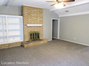 6804 4th St in Lubbock, TX - Building Photo - Building Photo