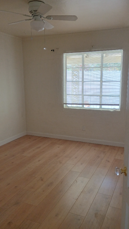 1630 Thelma Ln in Las Vegas, NV - Building Photo - Building Photo